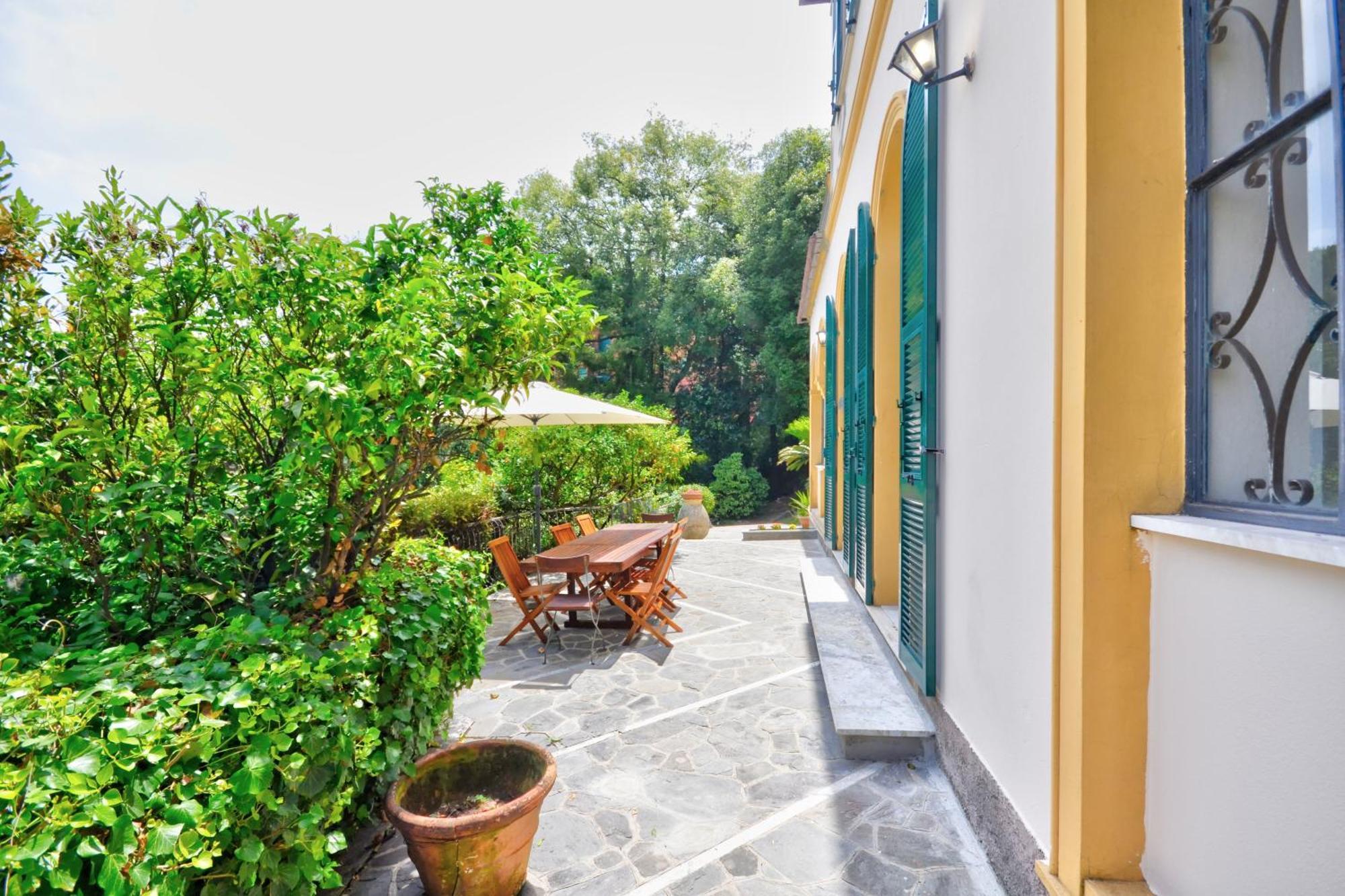 Villa Riviera Rapallo - 5 Min Walking From Beach Exterior photo